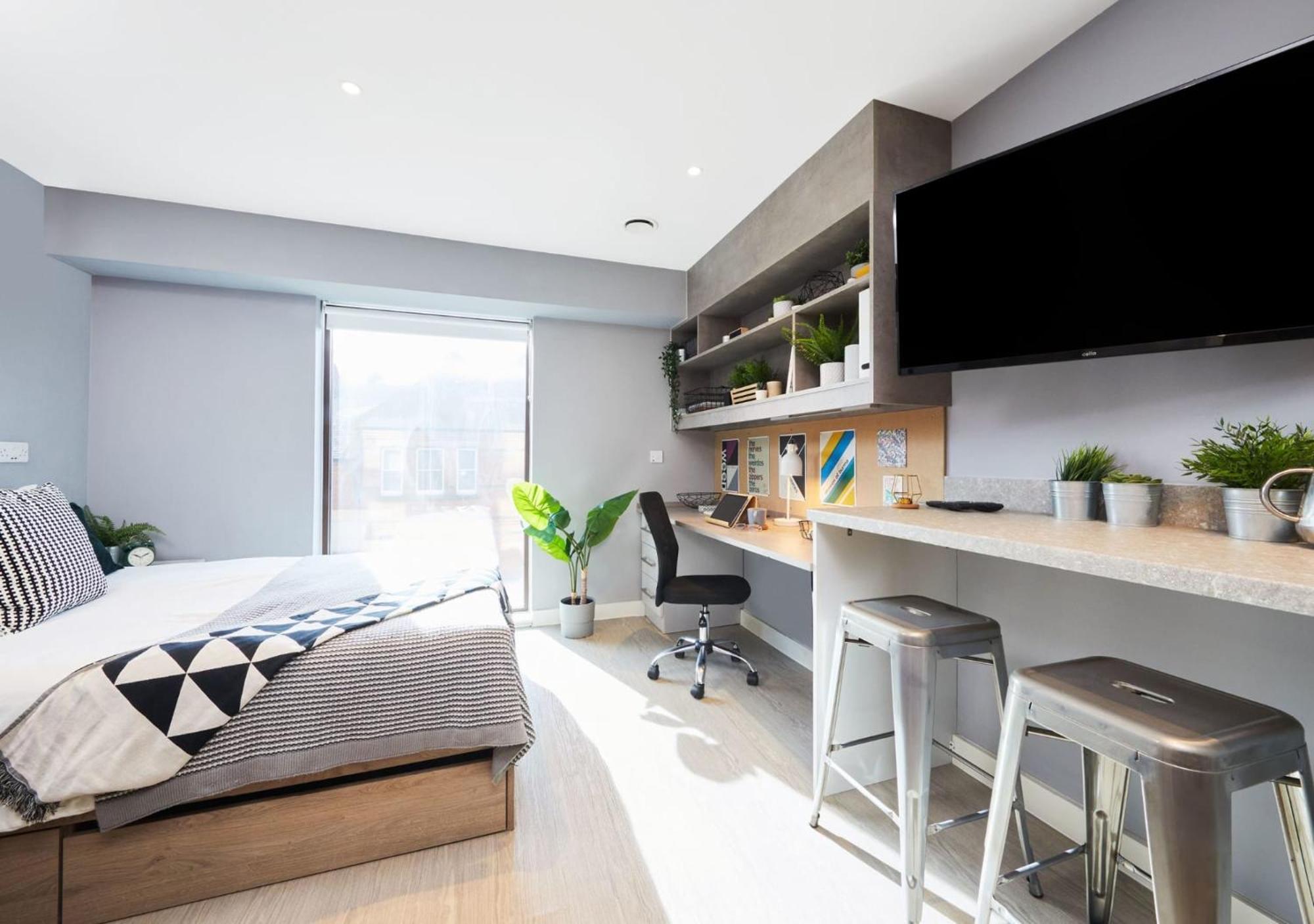 Student Only - Nova In * Nottingham